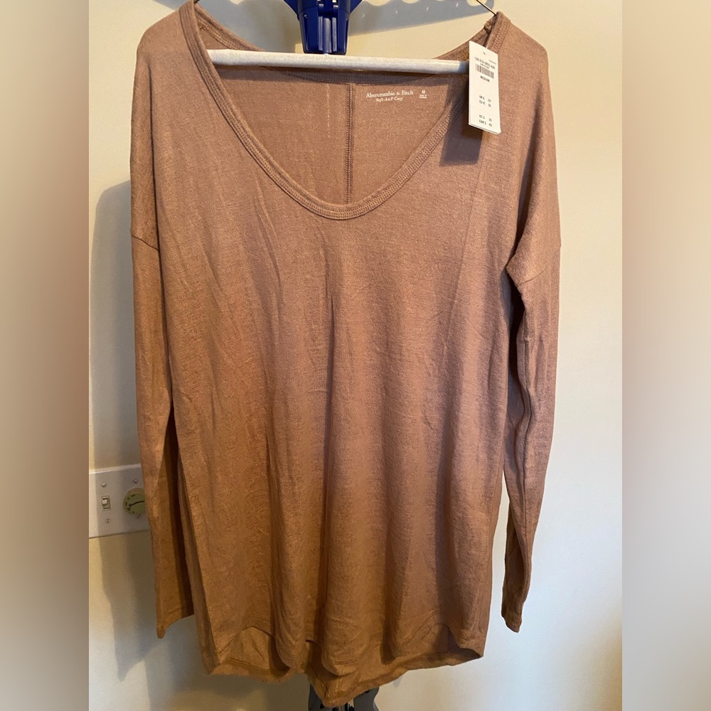 NWT Abercrombie & Fitch tan tunic sweater